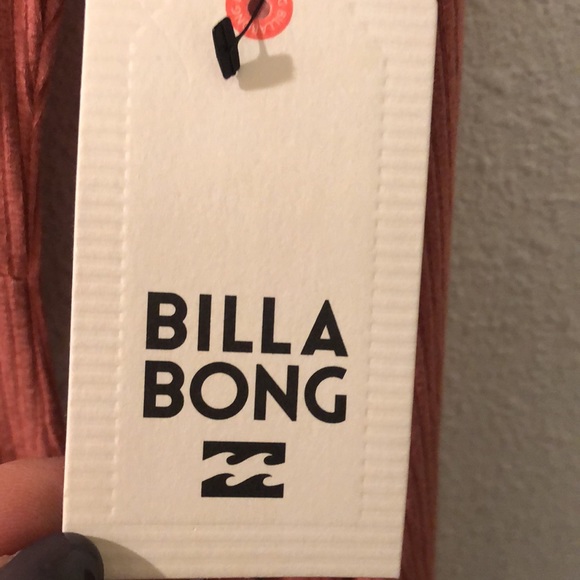 Billabong nineties romance with throwback rib knit w/ sweetheart neckline. - Picture 5 of 6